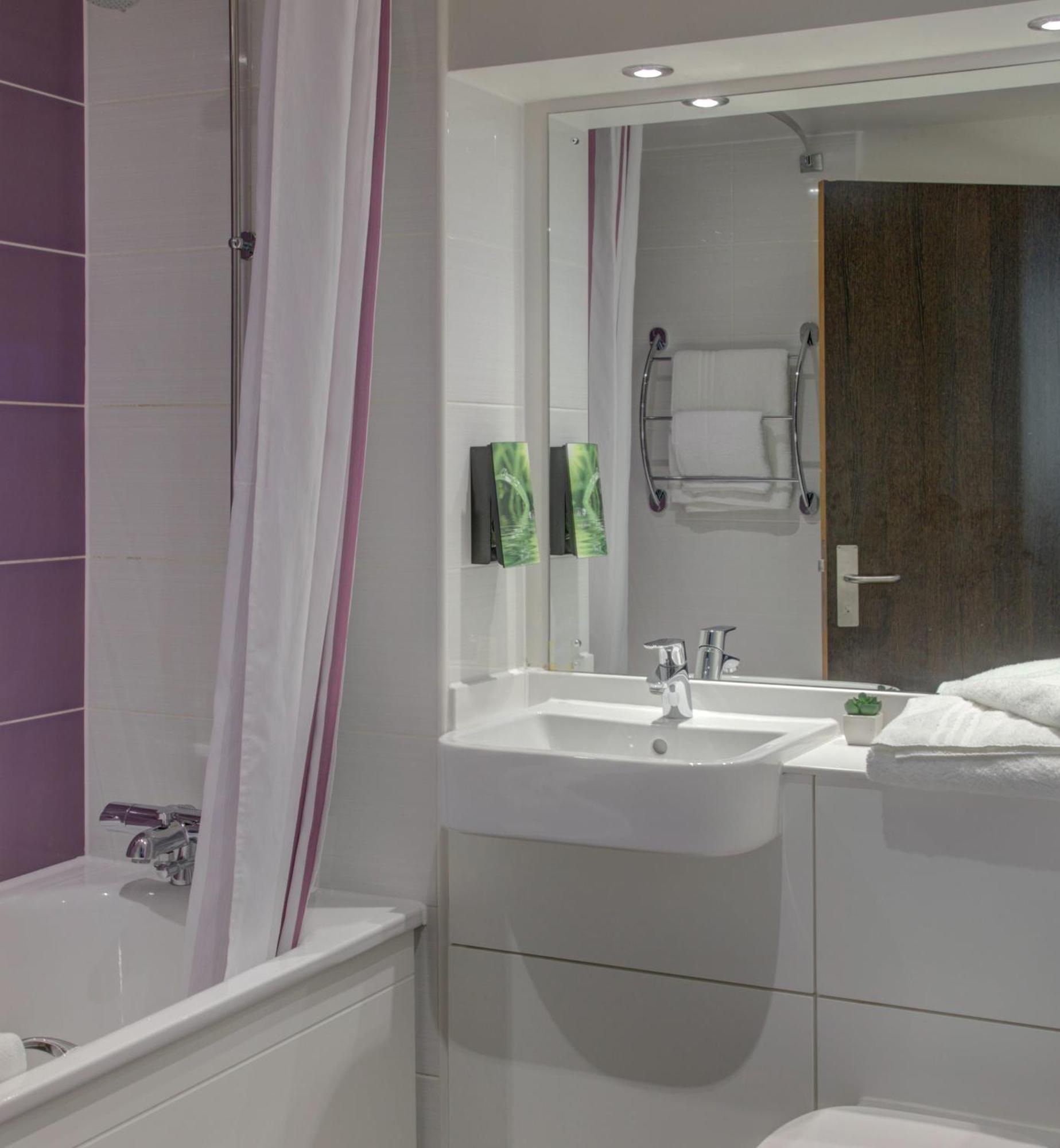 Comfort Hotel 3*